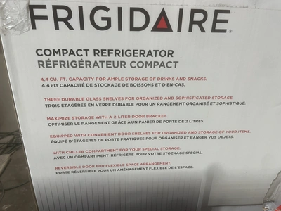 Used FRIGIDAIRE COMPACT Refrigerators Michigan US | Miedema Asset Management Group #1413790