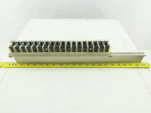 Allen Bradley 1492-CE Terminal Blocks Din Rail W/Fuse Gould GFN1 125VAC 18 Pcs