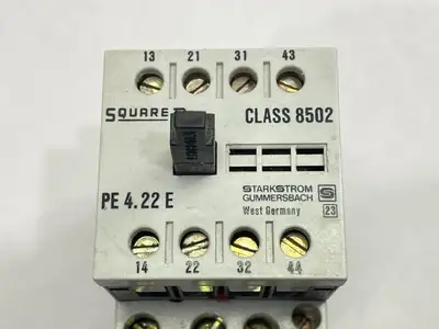 Used Square D Contactor 32A 660V w/ P4.22 Auxiliary Contact 12A 660V PLC Contactors Michigan US | Maverick Industrial Sales #1402112