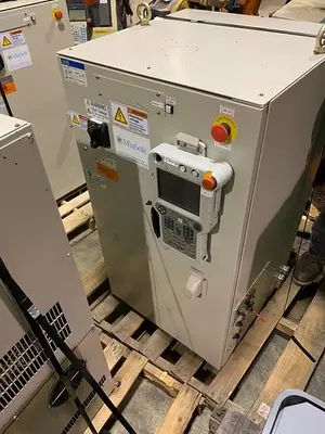 Used 2008 YASKAWA MOTOMAN YASKAWA MOTOMAN SSF2000 Robots Michigan US | RAB Industries, Inc. #183926
