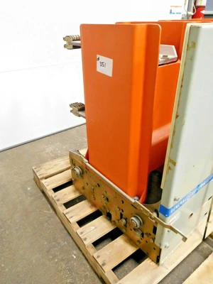 Used GE VB 7.2-500-3 Circuit Breakers Ohio US | Equipment Recovery Corp. #1331711