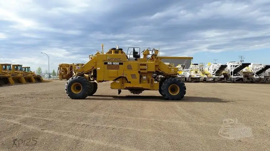 Used 1999 CMI RS650 Soil Stabilizers Alberta CA | Big D Heavy Equipment #1557011