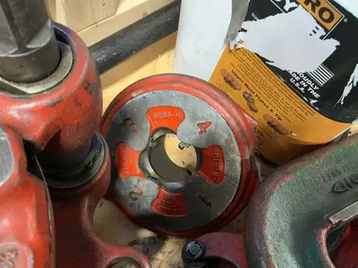 Used RIDGID 400 Pipe Threaders Ohio US | HGR 24 #1285655