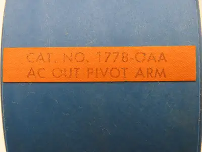 Allen Bradley 1778-OAA Pivot Arm AC Output Assembly Broken Plastic Lot Of 8