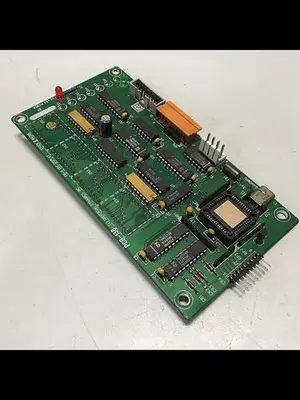 USED UNIVERSAL DYNAMICS PCB-138