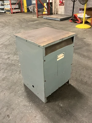 Square D _UNKNOWN_ Power Transformers | Equipment Recovery Corp. (6)