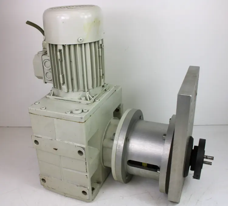 Used LENZE MDEMA1M071-32 A.C. Motors | Industrial Parts R Us Inc. #359590