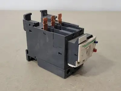 USED SCHNEIDER ELECTRIC LRD365