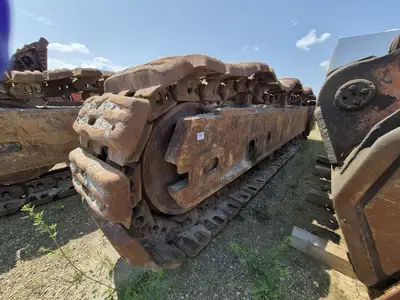 EX1900-6 Track Frame LH