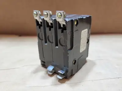 USED SQUARE D QOB360
