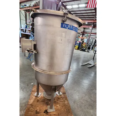 Used Stainless Steel 30" Diameter Filter Receiver
