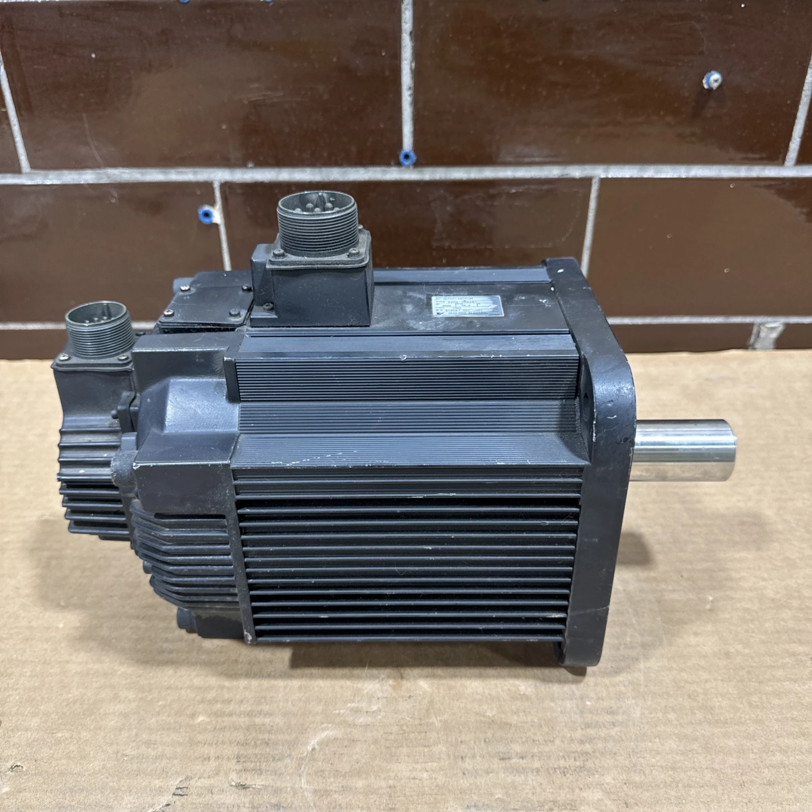 USED Yaskawa SGMG-30A2BAB