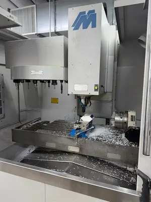 USED 2004 MILLTRONICS VM-22