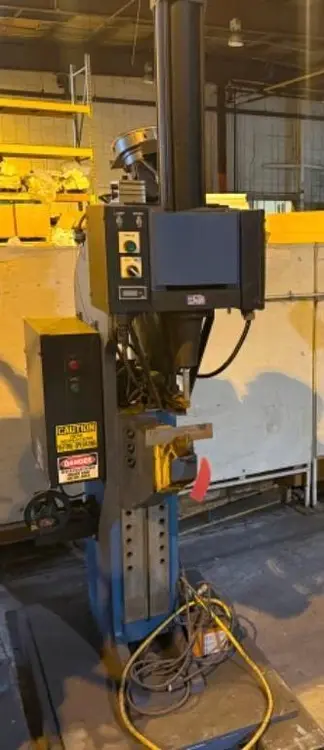 Used NOT SPECIFIED _UNKNOWN_ Rocker Arm Spot Welders Ohio US | Yoder Brothers machinery #509129