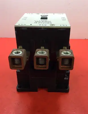 SQUARE D CONTACTOR 8502 PK1.11L SER A 220-660V 60-150HP 3P 200A. 4D