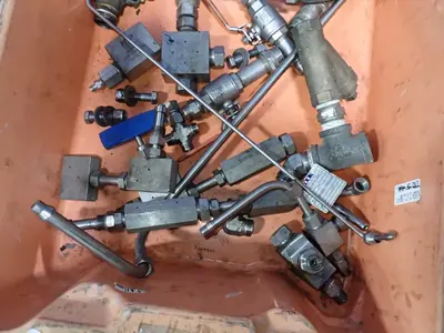 Valves / Fittings