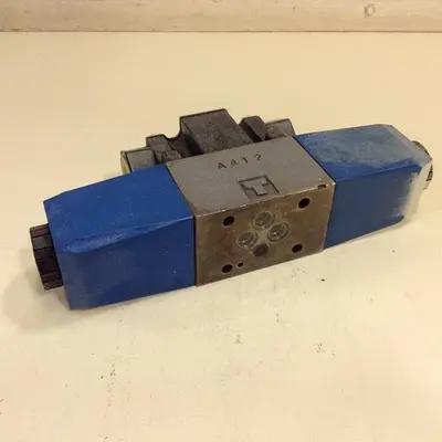 USED VICKERS DG4V36CMP7H7P1050