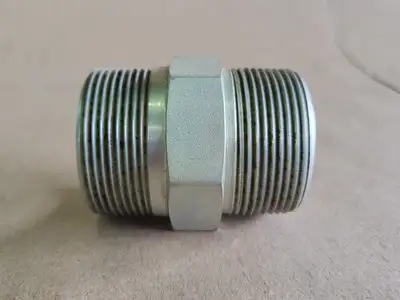 1-1/2" Hex Nipple Adapter