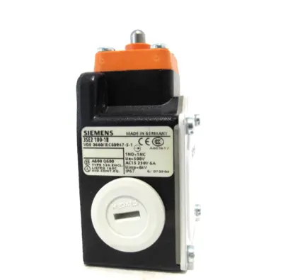 NEW SIEMENS 3SE2100-1B LIMIT SWITCH 3SE21001B