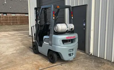 Used 2009 Nissan MP1F1A20LV Internal Combustion Forklifts: Pneumatic Tire New York US | United Lift #1446743