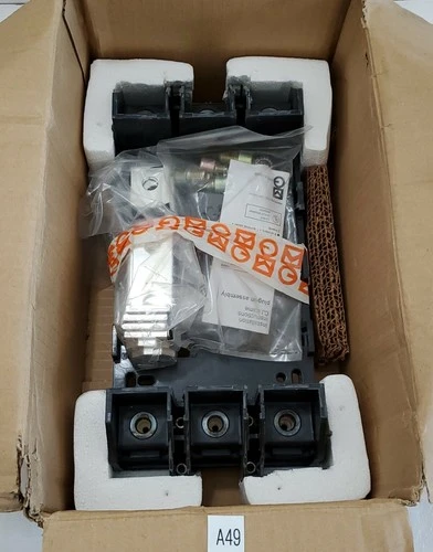NEW Merlin Gerin 36698