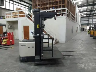 USED 2021 CROWN SP3510-30