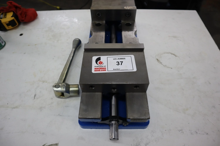 Used KURT WORKHOLDING SOLUTIONS DX6 Vises Minnesota US | Machinesused.com #1365972