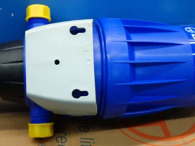 NEW DOSATRON D14MZ10