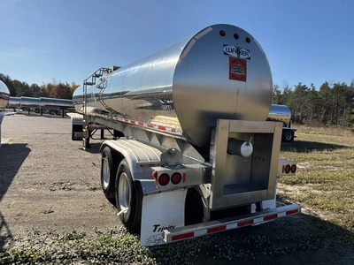 Used 2017 WALKER MILK TANKER TRAILER Tanker Trailers Michigan US | Miedema Asset Management Group #1709476