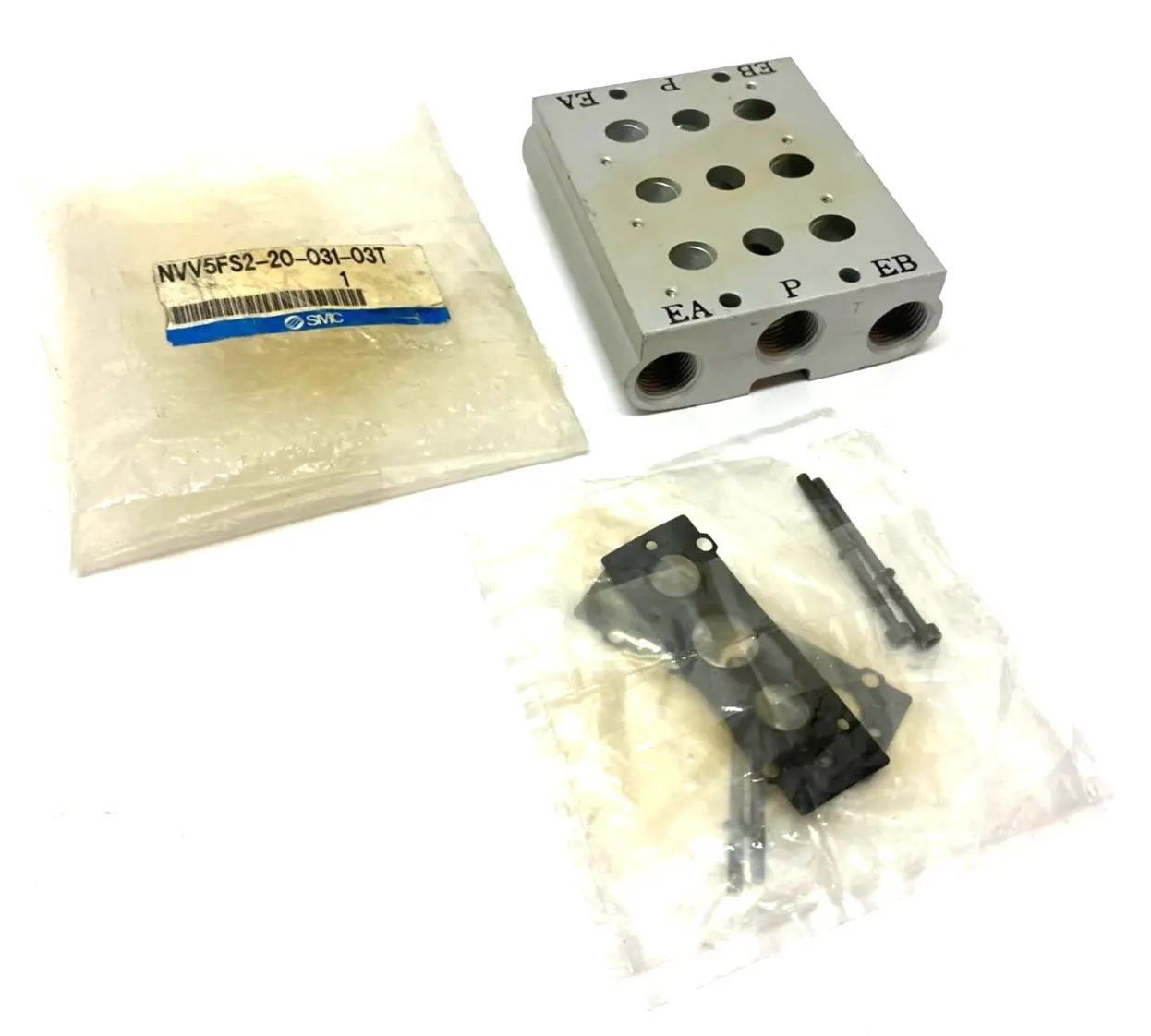 NVV5FS2-20-031-03T | SMC  Pneumatic Manifold 3-Port 3-Station - New Other