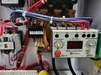 USED SQUARE D MODEL 6