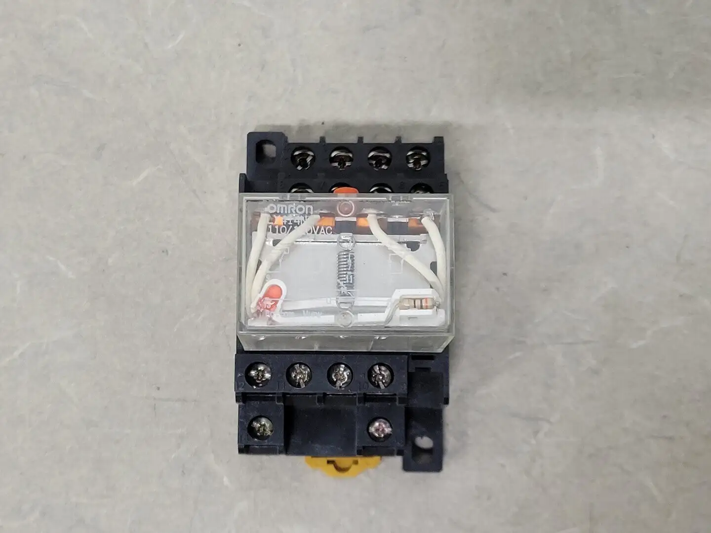 USED OMRON LY4I4N