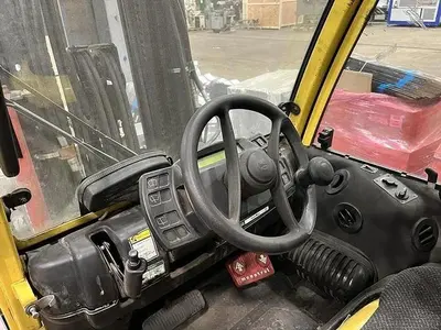 2019 12,000 POUND HYSTER MODEL S120FTPRS ENCLOSED CABIN ROLL CLAMP FORKLIFT