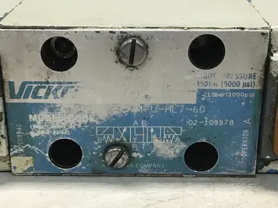 USED VICKERS DG4V-3-6C-M-U-HL7-60