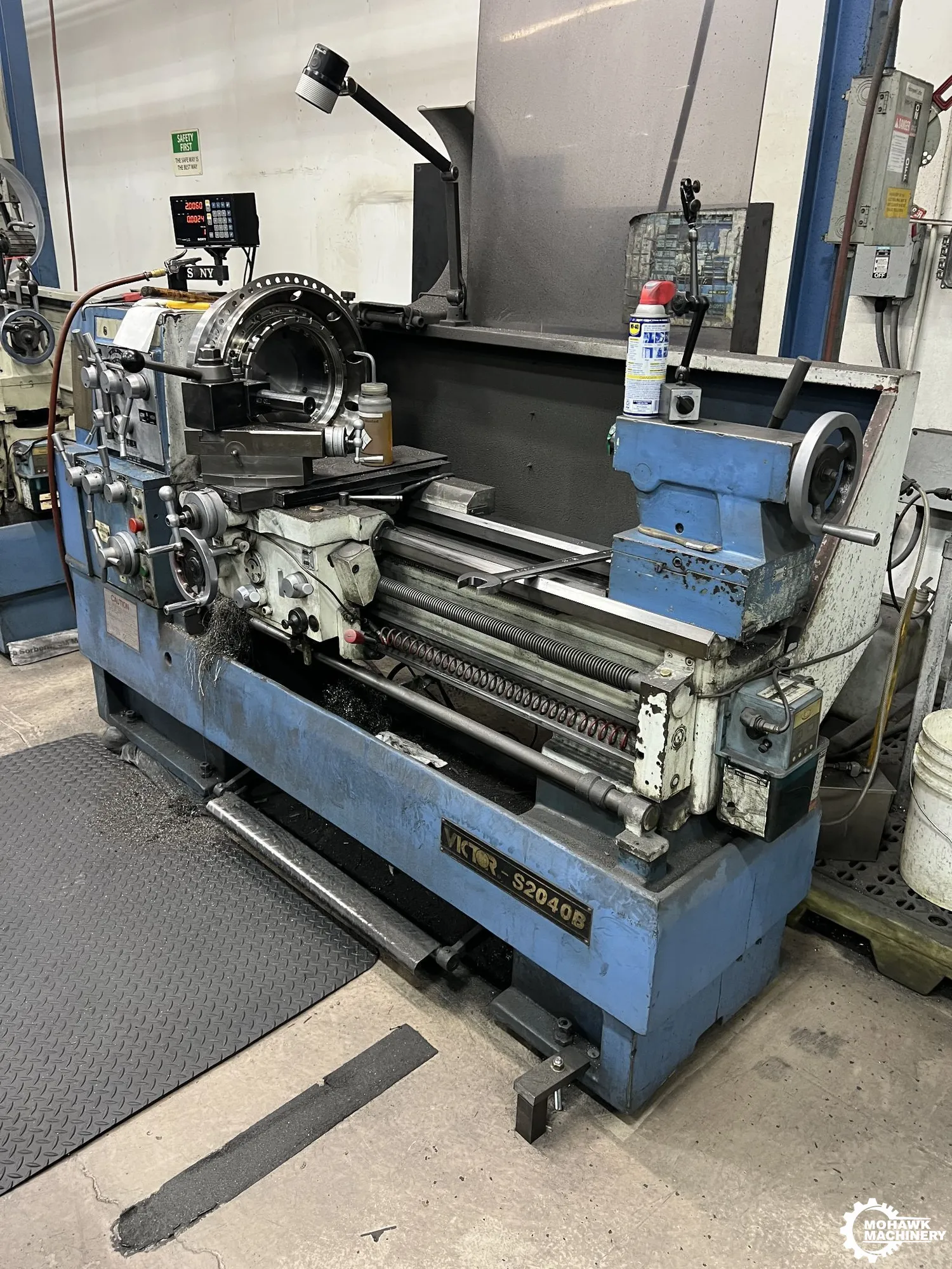 20/28" x 40" VICTOR "S2040B" PRECISION HIGH-SPEED GAP-TYPE ENGINE LATHE