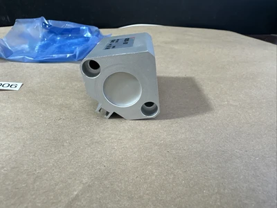 NEW SMC CDQ2B20-20D
