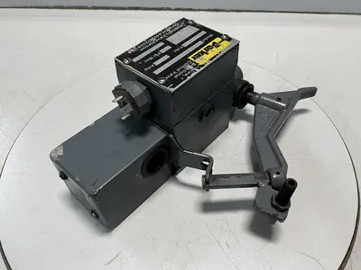 Used PARKER D3ML4BN10X4750 Valves/Fittings Michigan US | Ideal Machinery #1250214