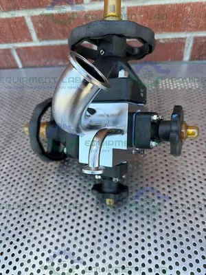 USED 4 ITT PURE-FLO STAINLESS STEEL DIAPHRAGM VALVES W/ 1.5" TO 1/2" SANITARY FITTING