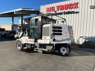 Used 2018 ELGIN PELICAN Street Sweeper California US | Big Truck & Equipment #1412302