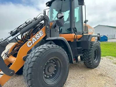 USED 2018 Case 521G