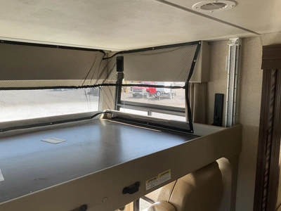 Used 2017 THOR MOTOR 31Z Campers, Caravans, Motorhomes Michigan US | Miedema Asset Management Group #1322363