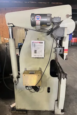 USED 1998 ACCURPRESS 7606