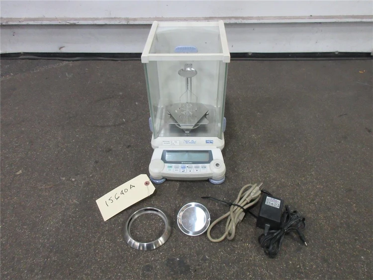 Used SHIMADZU AUX220 Balances Illinois US | Arlington Machinery #876173