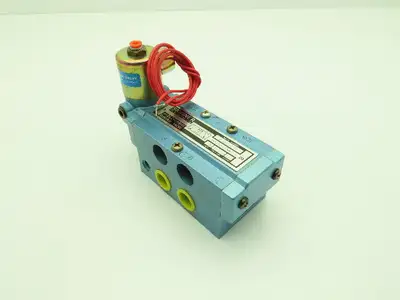 Honeywell Skinner S3R0ADL4 Solenoid Valve 5-Way 2 Pos 120V 150 PSI 1/2" NPT