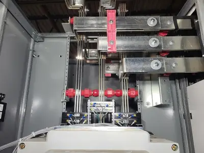 Freedom Series 2100 Motor Control Center 3000 Amp Switchgear Unit