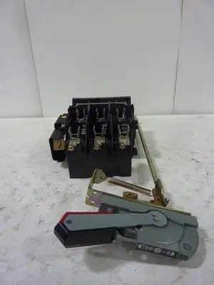 USED ALLEN BRADLEY 1494V-DS30 SER A