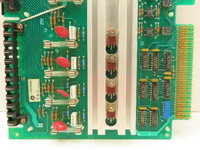 General Electric IC600YB904B GE Fanuc Output Module 115VAC Control Circuit Board