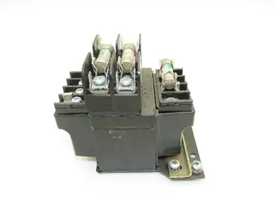 Hammond PTD100MQMJ-3 1PH 220-480 VAC Pri 110-120 VAC Sec Fuse Holder