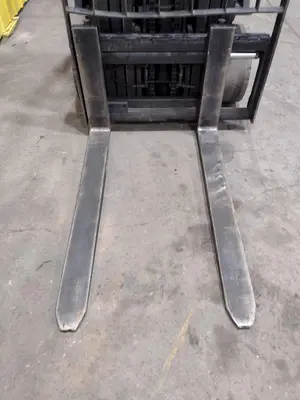USED NISSAN MCU1F2A30LV