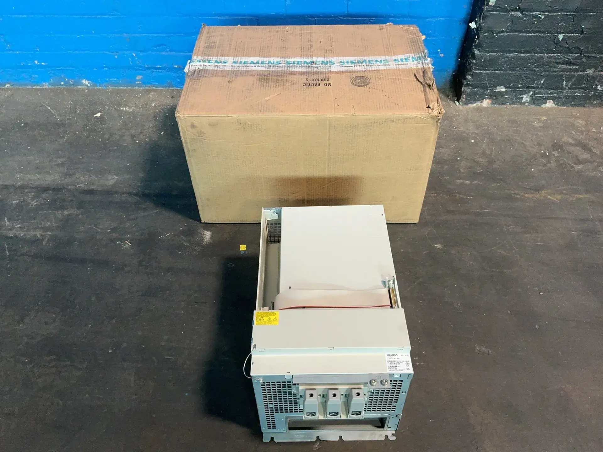 Used 2023 SIEMENS 6SN11231AA000JA1 AC Drive Power Modules Ohio US | HGR 24 #1442757